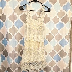 American Eagle lace dress